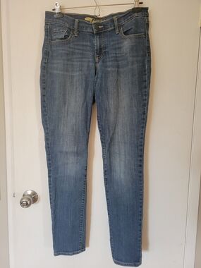 Old Navy Sweetheart Skinny Jeans in Medium Blue Wash